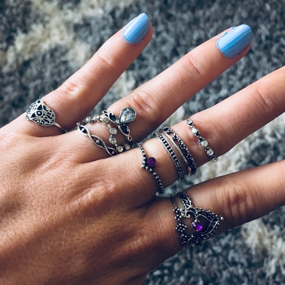 ❤️HOST PICK❤️10-piece boho fashion ring set - Picture 2 of 6